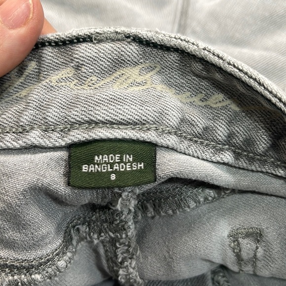 Eddie Bauer Modern slim fit cargo pockets light gray low rise denim jeans size 8 - Picture 15 of 16
